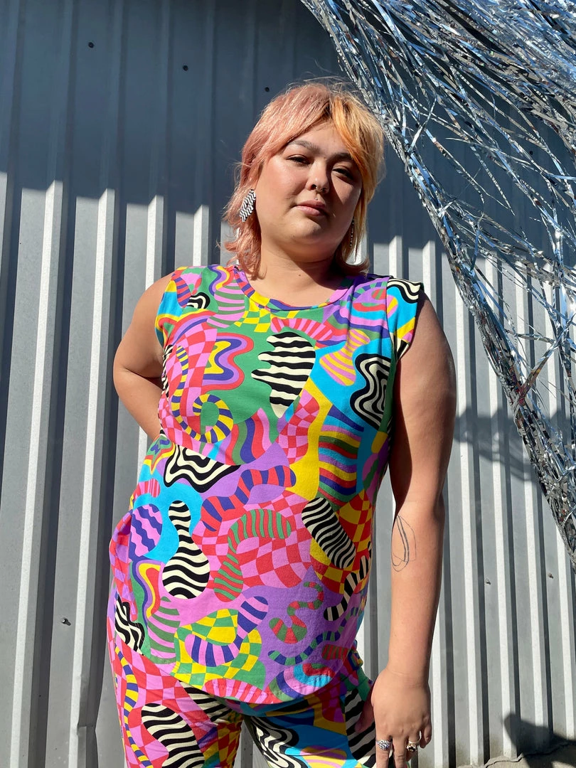 Lucinda's New Party Time Muscle Tee By Nooworks 3 Lucinda's New Party Time Muscle Tee By Nooworks