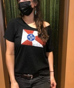 Lucinda's New Flowy Speckled Flag Tee