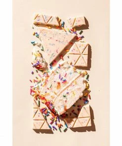 Lucinda's Birthday Cake Chocolate Bar New