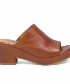 Lucinda's New Brandy Gwen By Miz Mooz