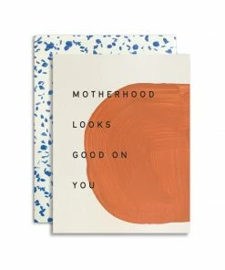 Lucinda's New Motherhood Looks Good On You Card