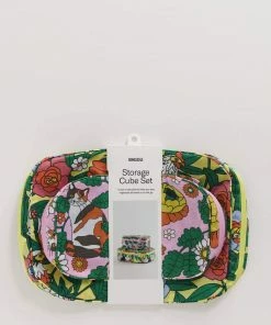 Lucinda's New Garden Pets Storage Cubes