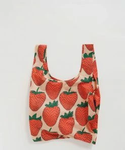 Lucinda's New Strawberry Standard Baggu